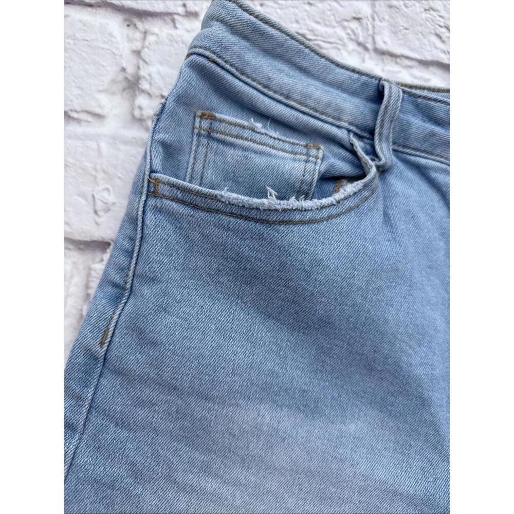 EUC Vervet L Large Lightly Distressed Blue Denim Shorts - Picture 2 of 9
